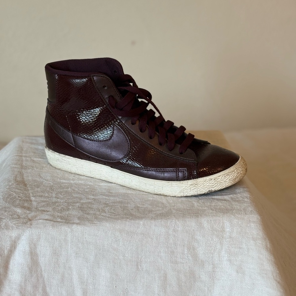 Nike Blazers Mid Leather Premium in Burgundy Premium